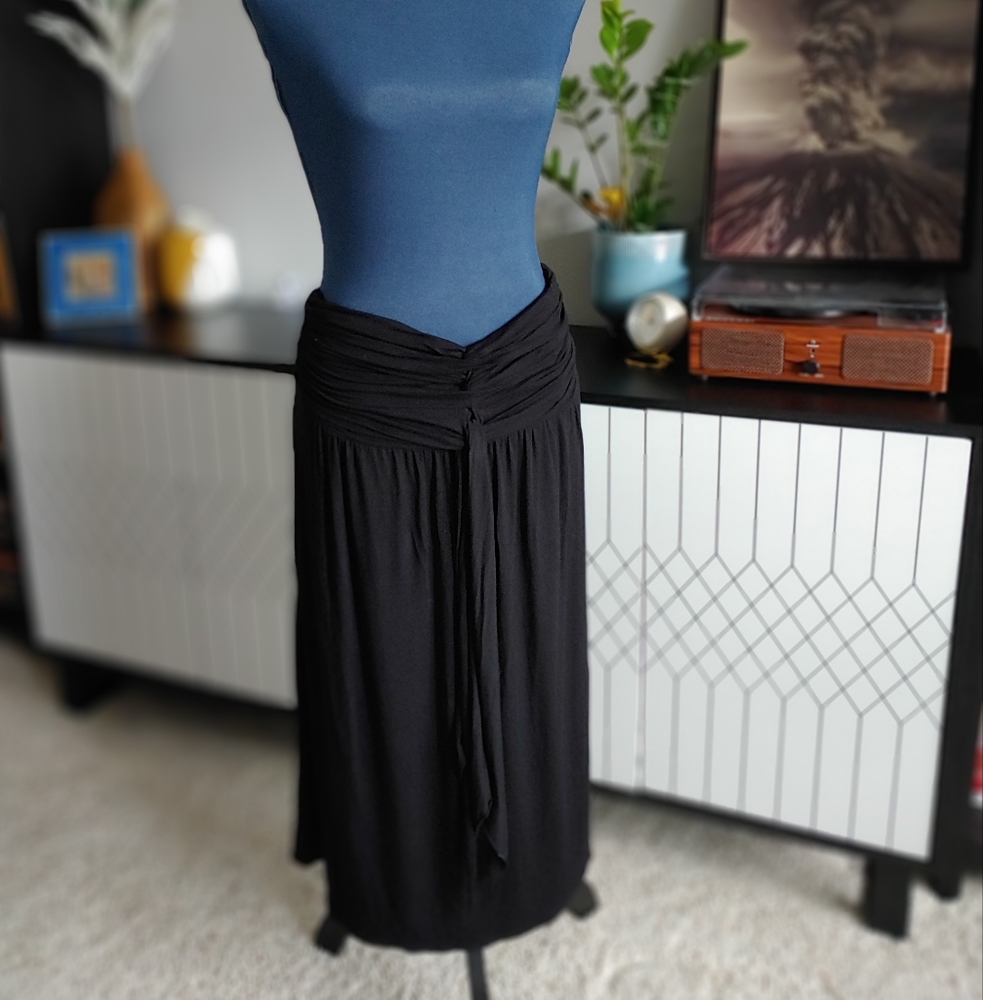 Versatile Black Women's Dress/ Skirt